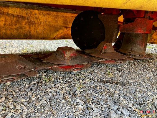 Faucheuse Pöttinger NOVACAT A10ED