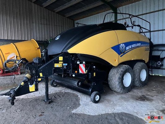 Presse à balles carrées New Holland 1290 PLUS CC