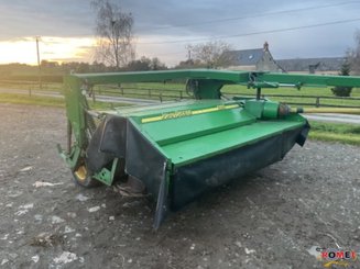 Faucheuse conditionneuse John Deere 1365 - 1