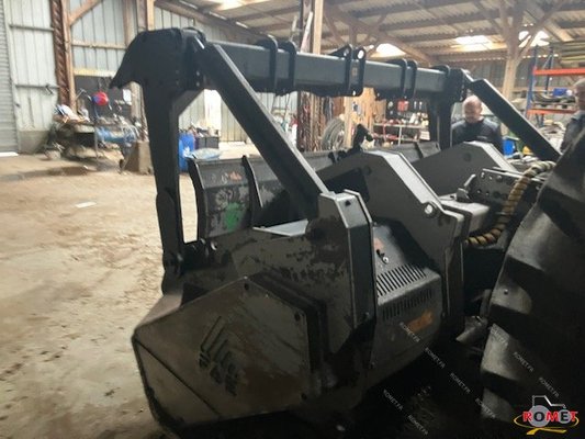 Broyeur à axe horizontal SAE UMHS 225A