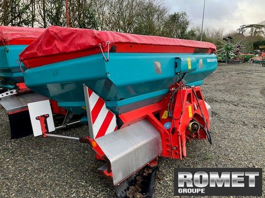 Distributeur d'engrais - X44 HI-TECH