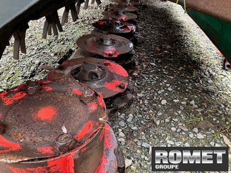 Faucheuse conditionneuse Taarup 3336 MTVARIO - 3