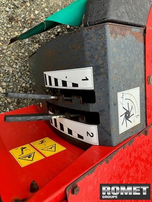 Faucheuse conditionneuse Taarup 3336 MTVARIO