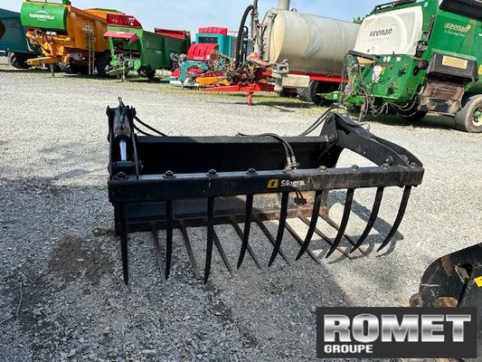 Fourche à fumier Alö non-renseigné