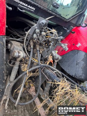 Tracteur agricole Massey Ferguson 5710 S D4 EF MR