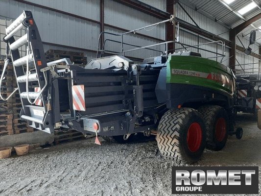 Presse à balles carrées Fendt 1290 NUD