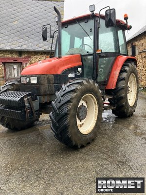 Tracteur agricole New Holland L75