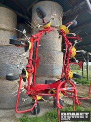 Faneuse Pöttinger HIT810N - 2