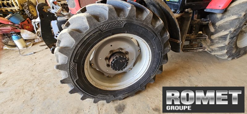 Tracteur agricole Massey Ferguson 5460 DYNA 4